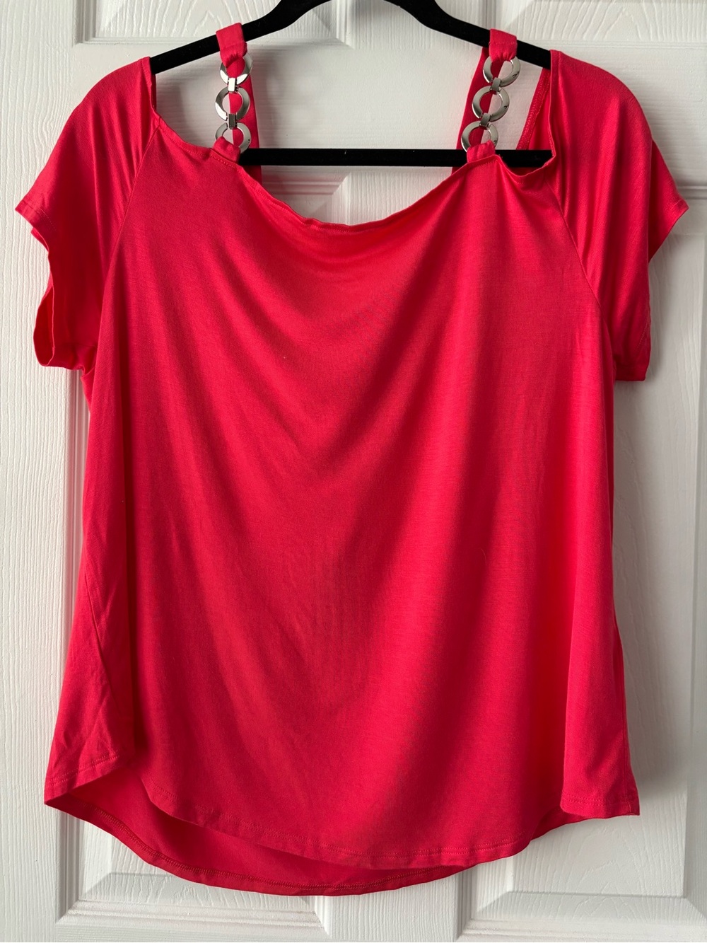 Cable & Gauge Red Cold-Shoulder Tank Top with Ring Strap Detail - Picture 6 of 15